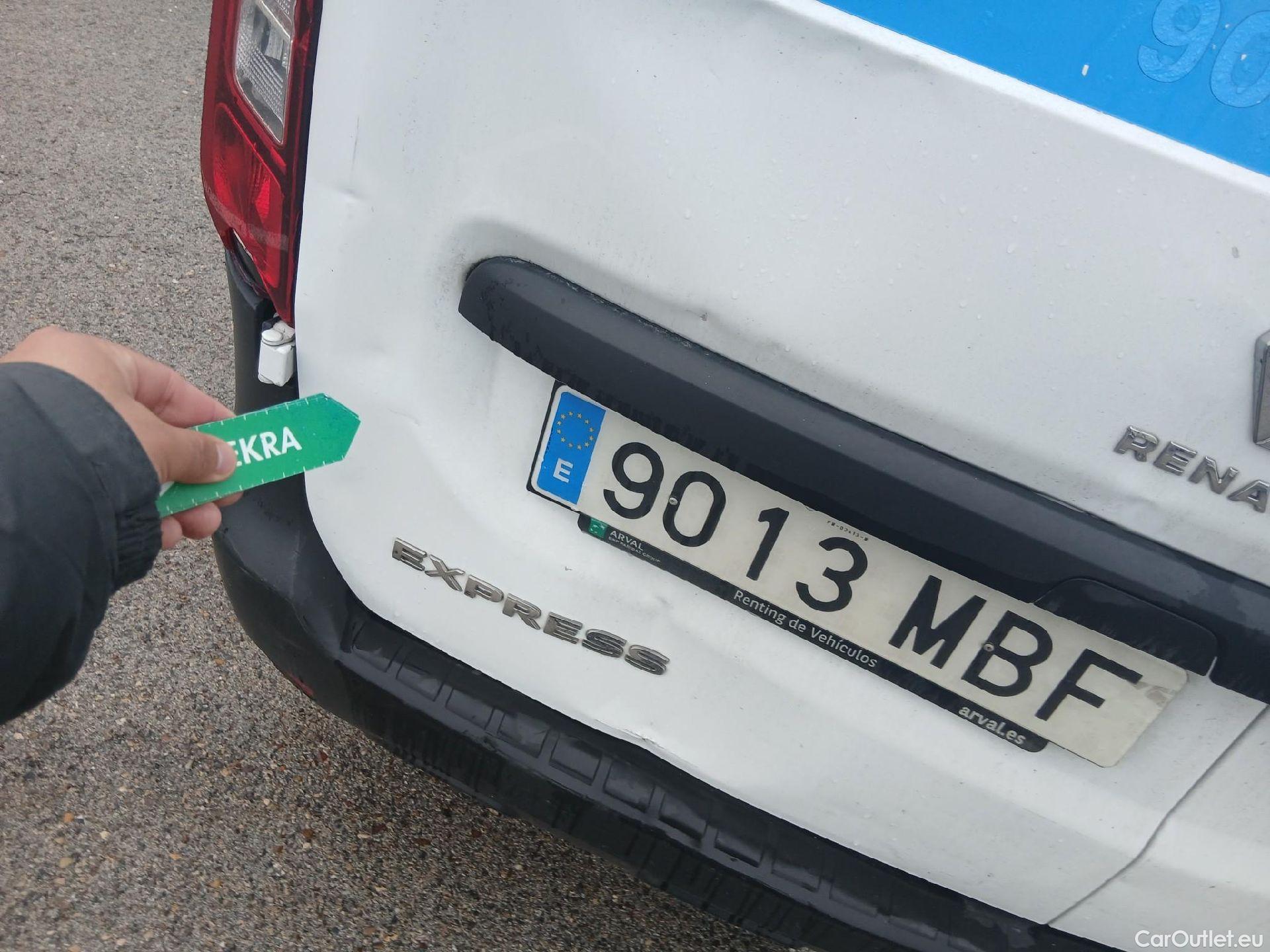  Renault  EXPRESS RENAULT  / 2021 / 4P / furgón derivado de turismo Confort 1.5 Blue dCi 70 kW (95 cv) #27