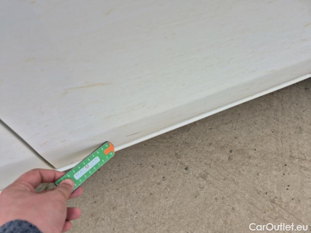  Toyota  Hilux TOYOTA  / 2020 / 4P / pickup 2.4 D-4D Cabina Doble GX #18