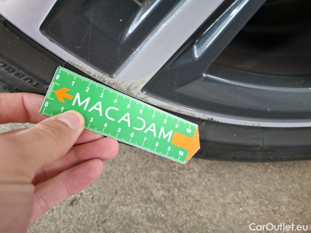  Bmw  Serie 2 BMW Série 2 Gran Coupé / 2019 / 4P / Berline 220D AUTO Business Design #17