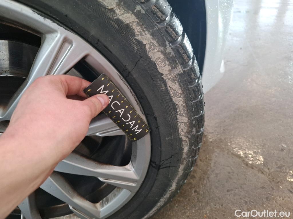  Audi  A4  Lim. 35 TDI Business line 2.0 TDI 165CV BVA7 E6dT #9