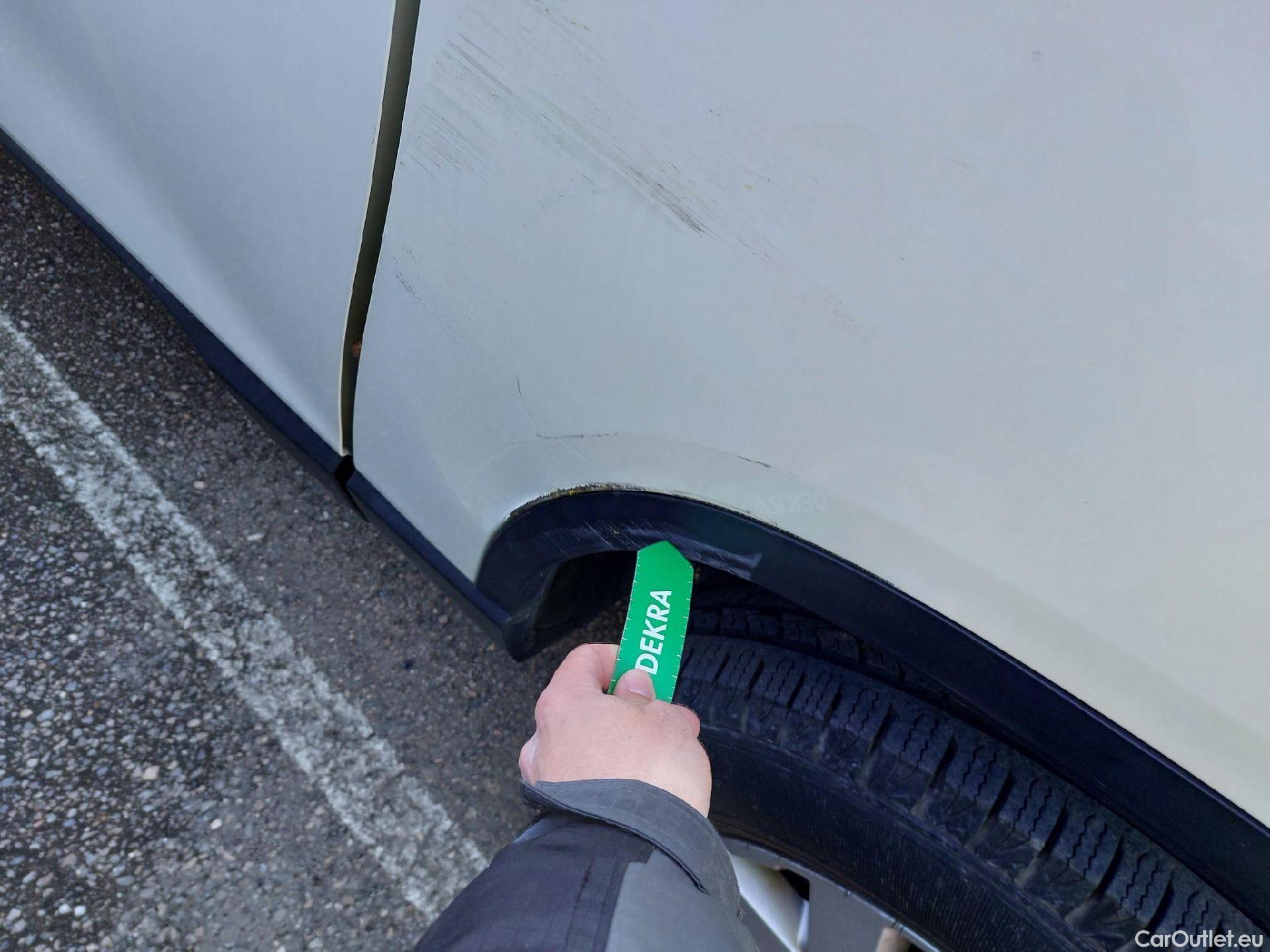  Land Rover  Discovery SSANGYONG Musso / 2022 / 4P / pickup doble cabina Sports D22DTR 4x4 Pro (AC) #8