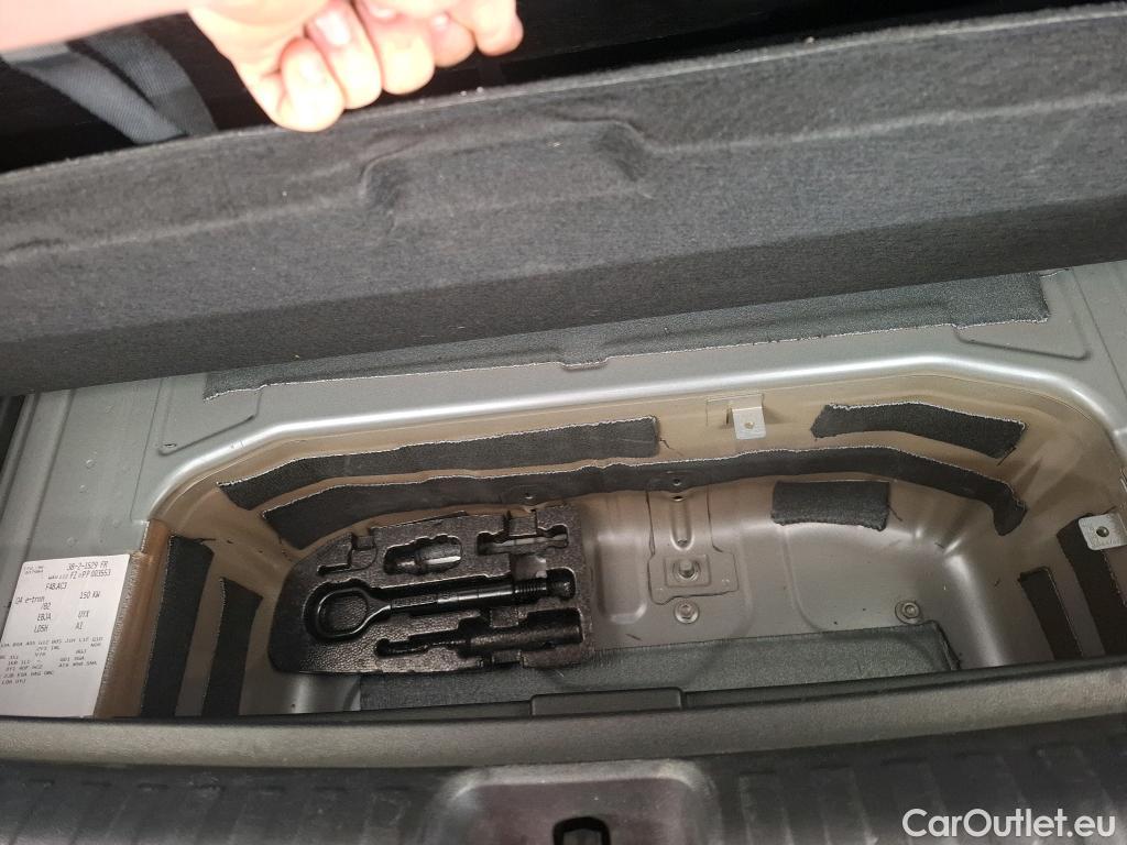  Audi  Q4 E-Tron  40 e-tron Executive 82kWh BVA #8