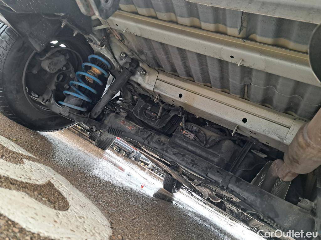  Peugeot  Partner PEUGEOT  / 2018 / 4P / furgón derivado de turismo Premium Standard 600kg BlueHDi 73kW #40