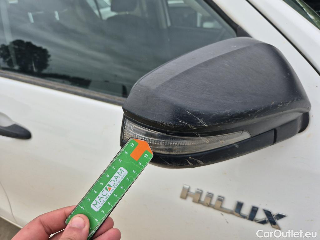  Toyota  Hilux TOYOTA  / 2020 / 4P / pickup 2.4 D-4D Cabina Doble GX #31