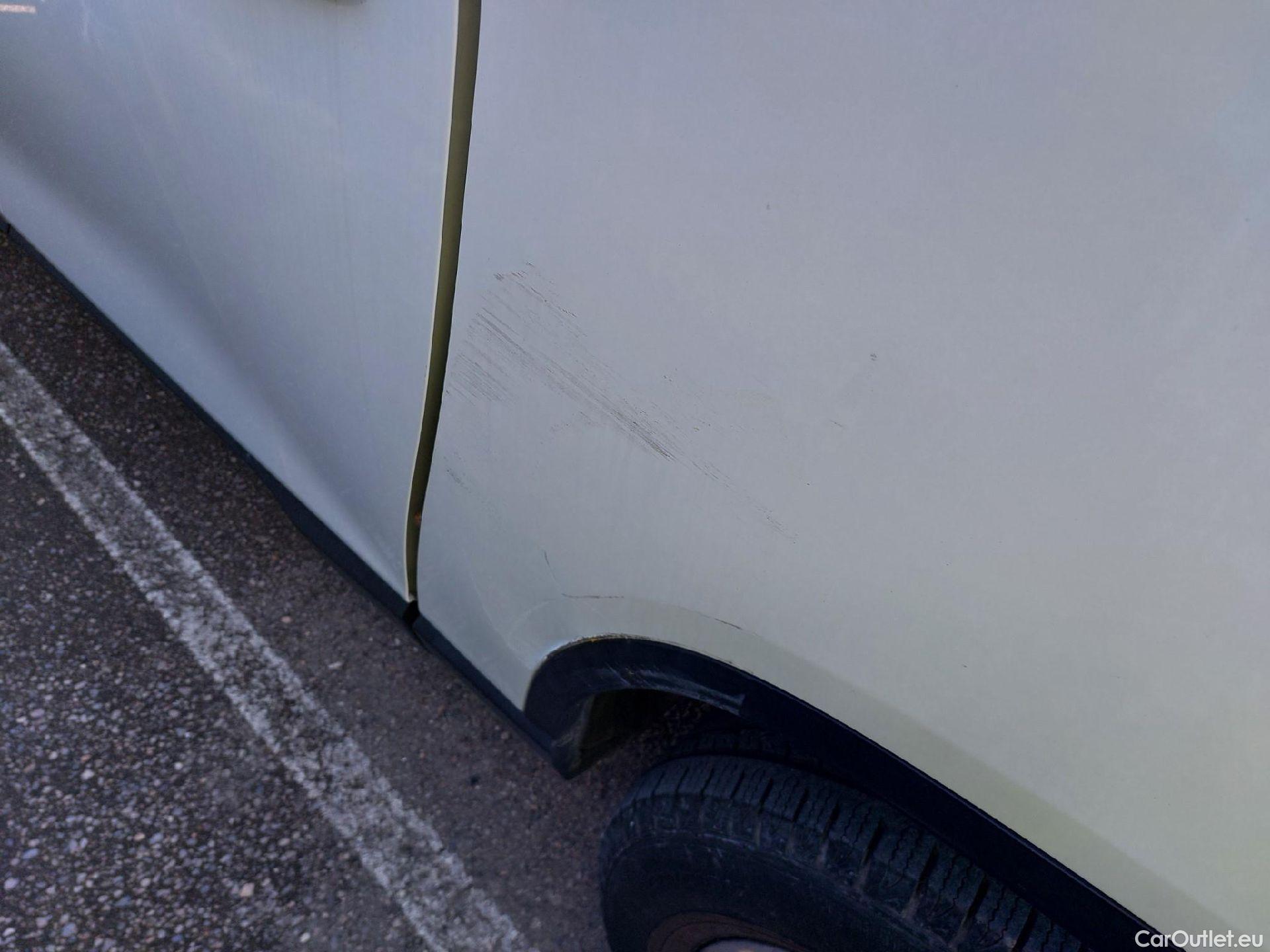  Land Rover  Discovery SSANGYONG Musso / 2022 / 4P / pickup doble cabina Sports D22DTR 4x4 Pro (AC) #5