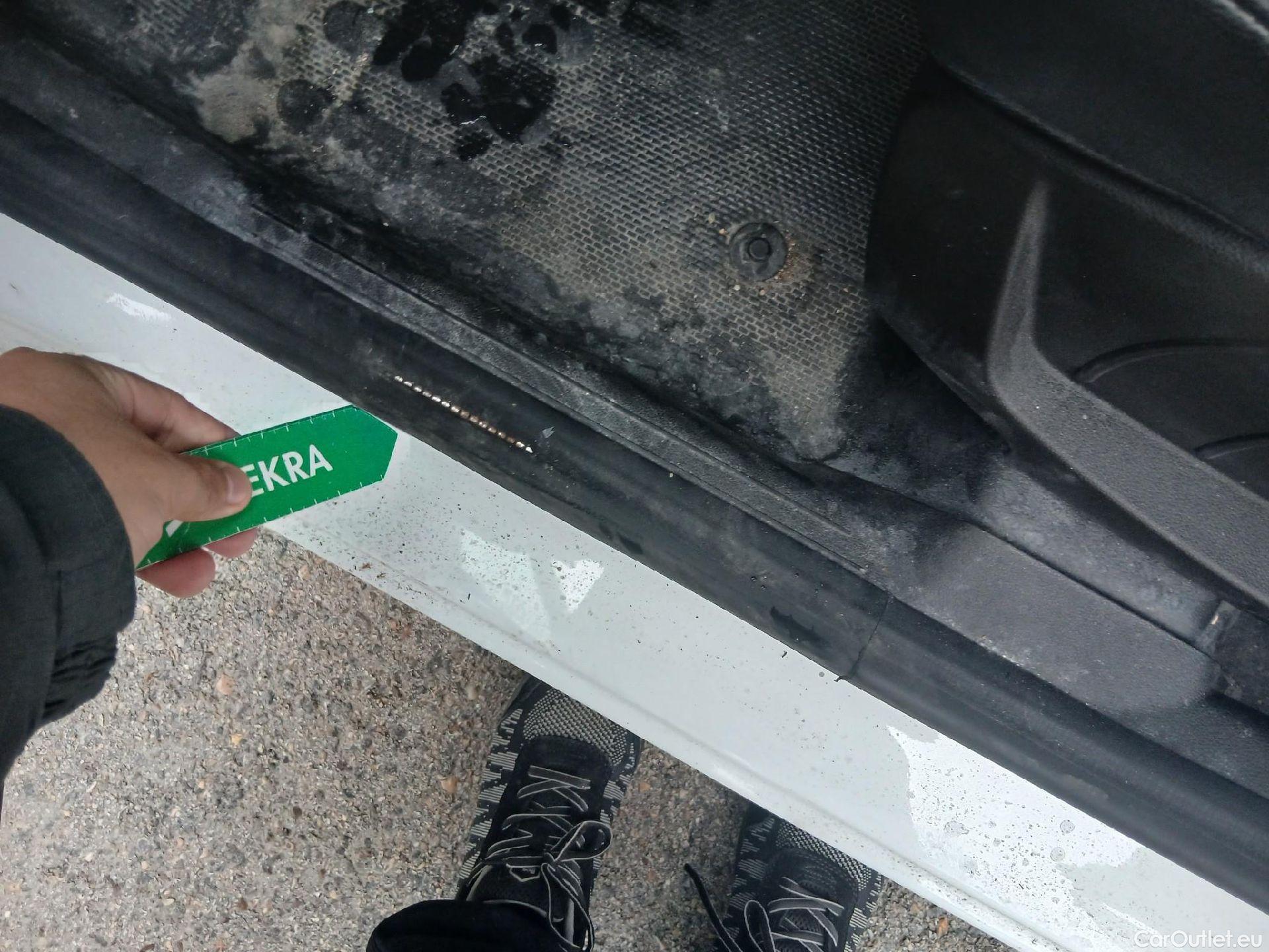  Renault  EXPRESS RENAULT  / 2021 / 4P / furgón derivado de turismo Confort 1.5 Blue dCi 70 kW (95 cv) #7