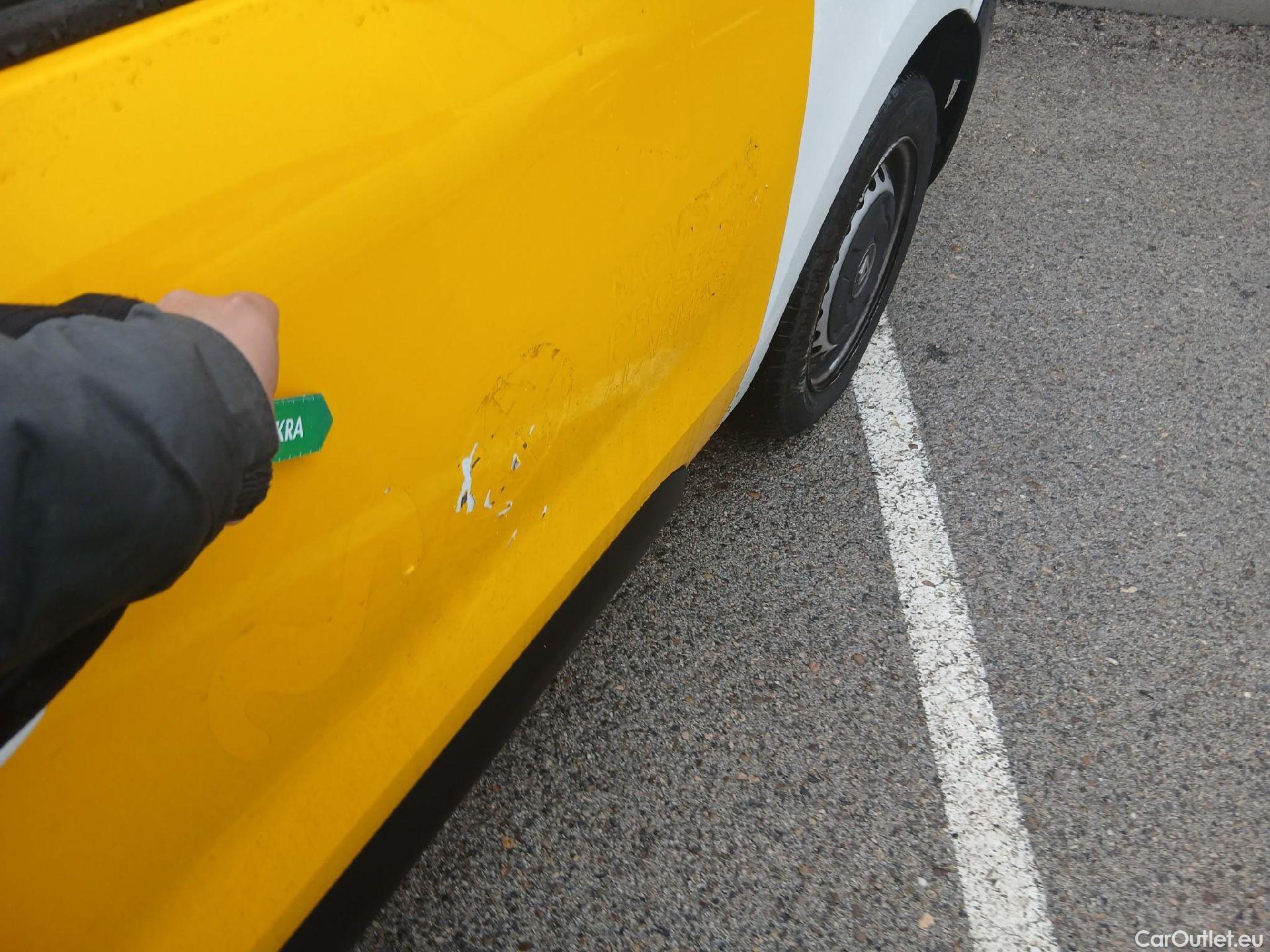  Renault  EXPRESS RENAULT  / 2021 / 4P / furgón derivado de turismo Confort 1.5 Blue dCi 70 kW (95 cv) #34