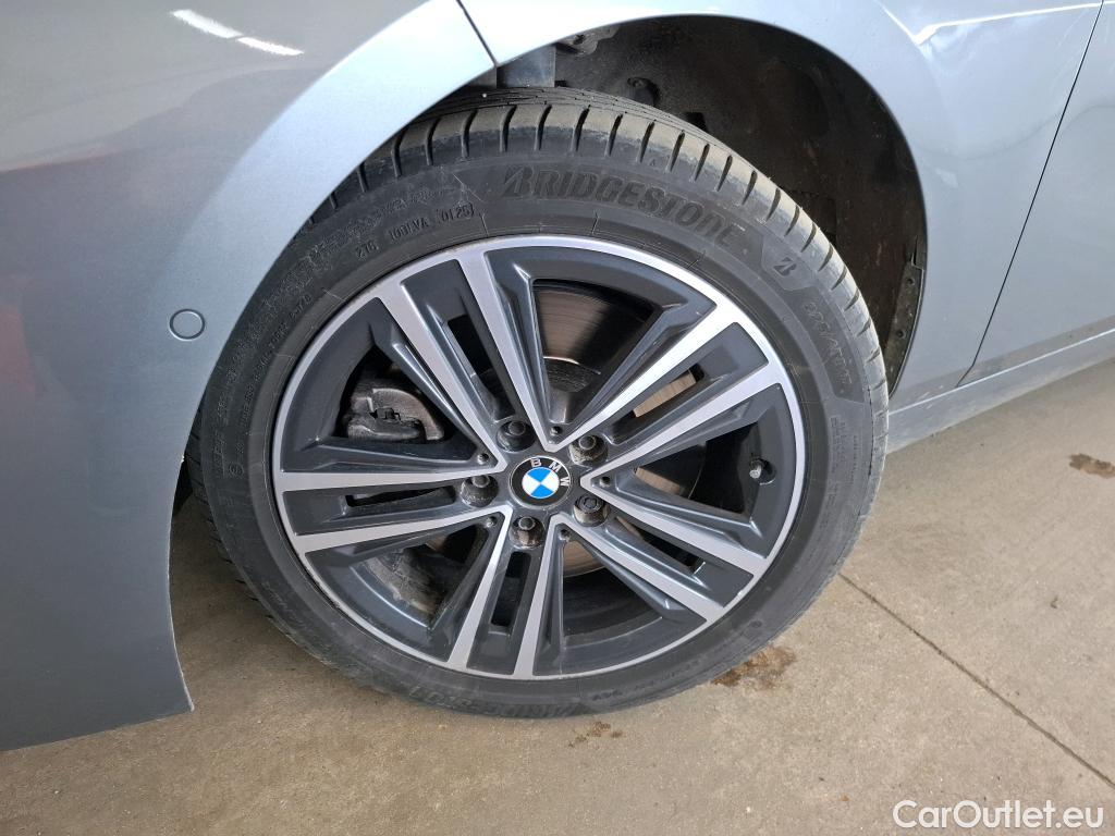  Bmw  Serie 2 BMW Série 2 Gran Coupé / 2019 / 4P / Berline 220D AUTO Business Design #9