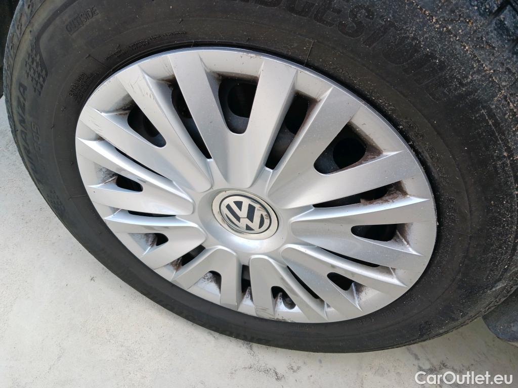  Volkswagen  Caddy VOLKSWAGEN  / 2015 / 4P / furgón derivado de turismo Profesional Maxi Furgón 1.4 TGI 81kW BM #31