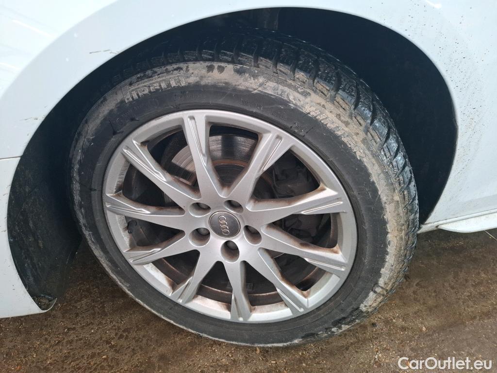  Audi  A4  Lim. 35 TDI Business line 2.0 TDI 165CV BVA7 E6dT #1