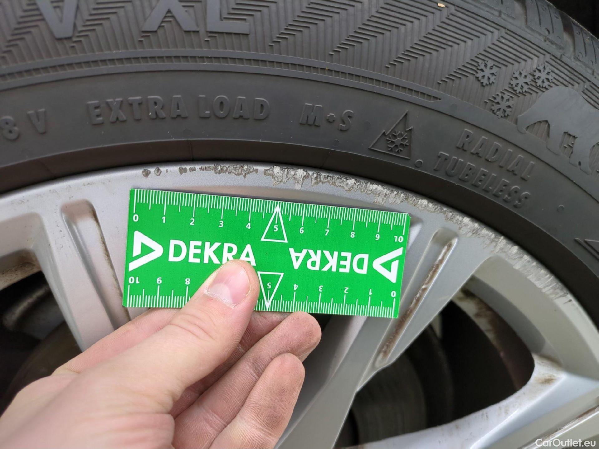  Audi  A4 AUDI  / 2019 / 4P / Berline 30 TDI 136 S tronic Business Line #16