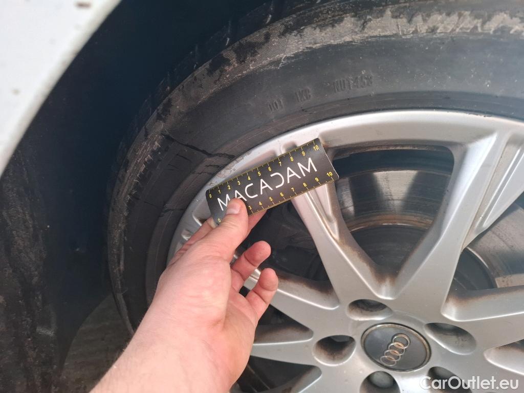  Audi  A4  Lim. 35 TDI Business line 2.0 TDI 165CV BVA7 E6dT #8