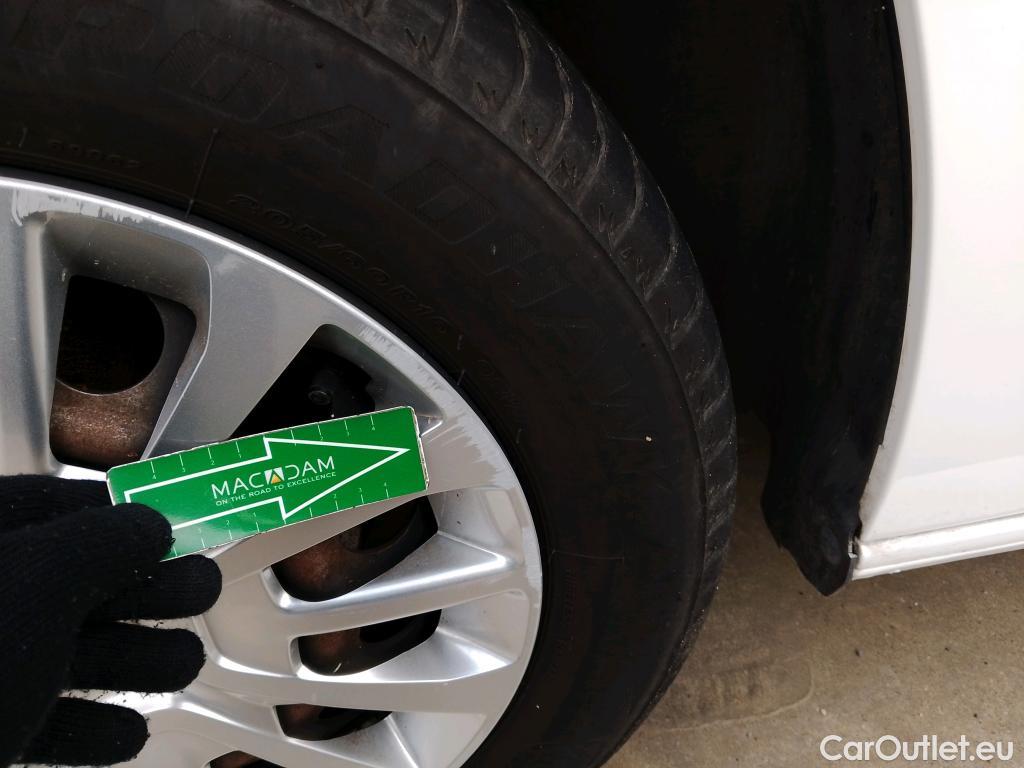  Toyota  Proace TOYOTA  CITY COMBI 1.5D 75kW (100CV) GX L1 (AC) #25