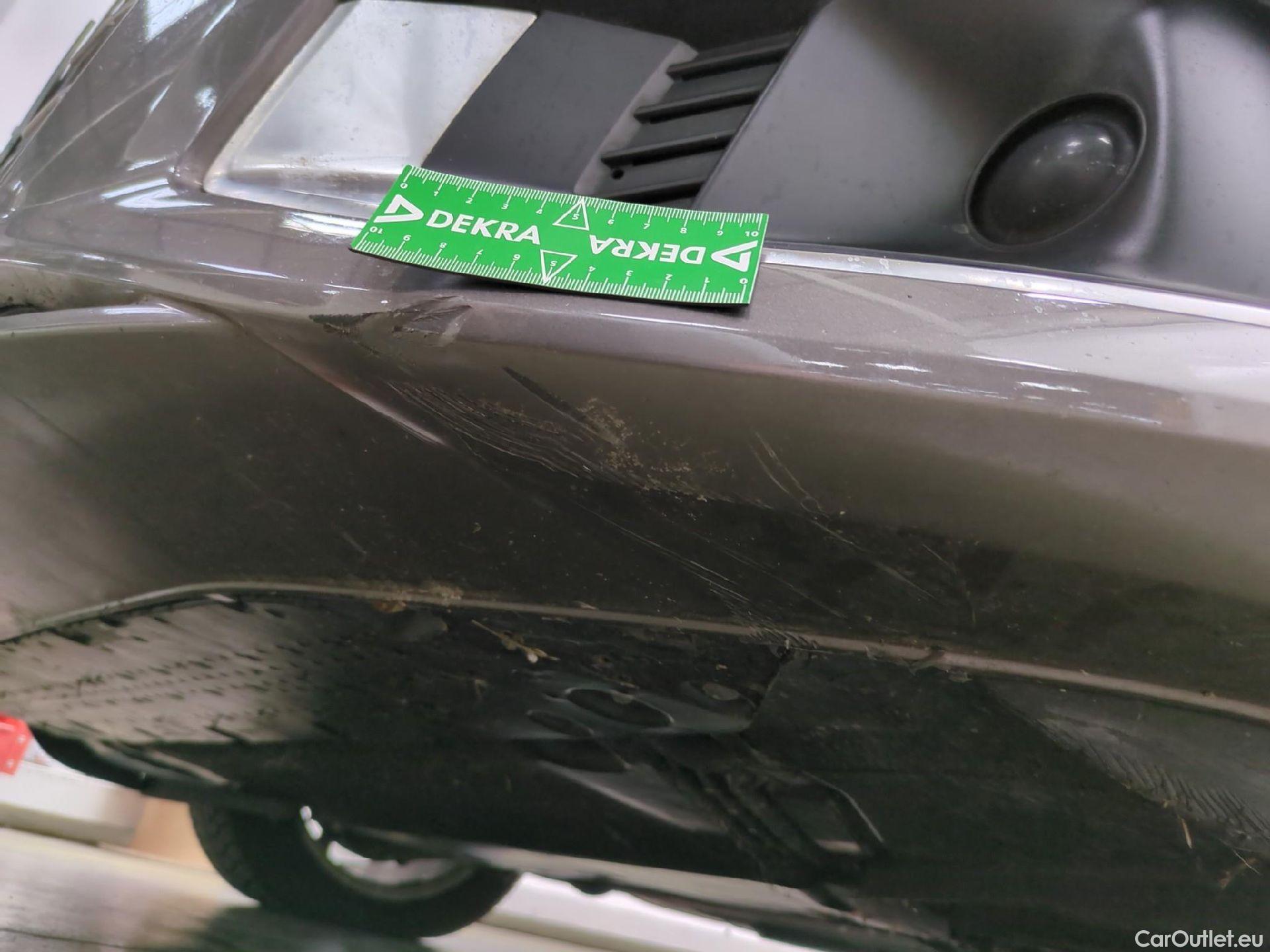  Audi  A4 AUDI  / 2019 / 4P / Berline 30 TDI 136 S tronic Business Line #25