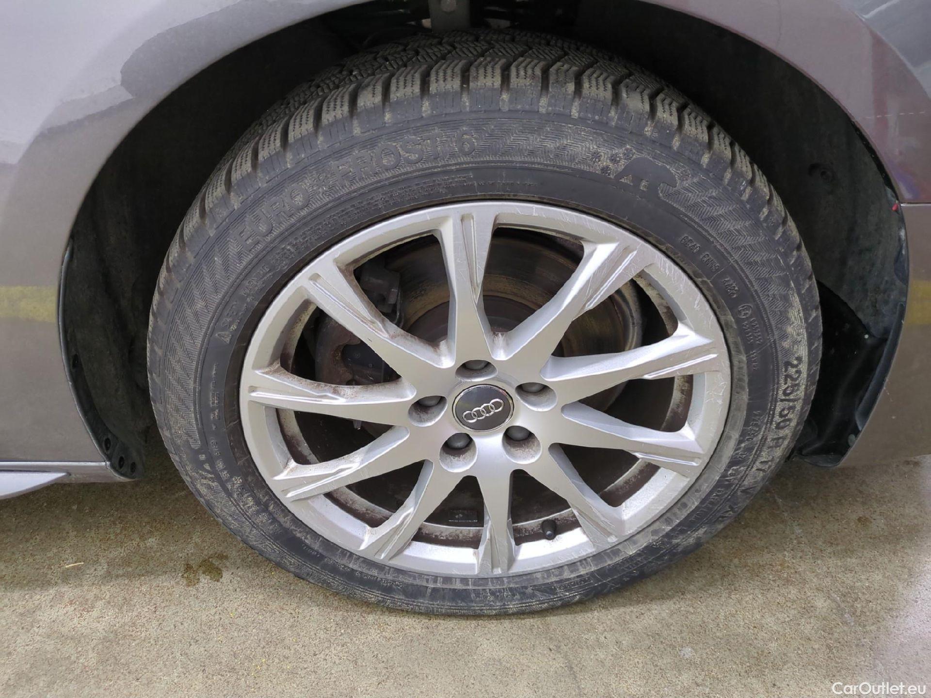  Audi  A4 AUDI  / 2019 / 4P / Berline 30 TDI 136 S tronic Business Line #5