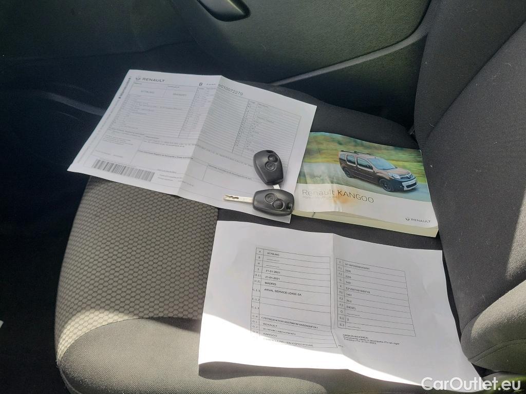  Renault  Kangoo RENAULT  Furgón/2013/4P/furgón derivado de turismo Maxi 2p Blue dCi 70 kW (95CV) #24