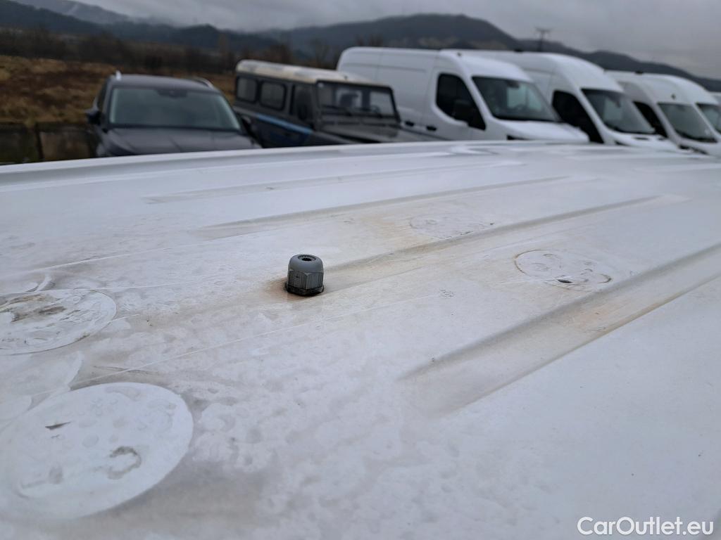  Peugeot  Partner PEUGEOT  / 2018 / 4P / furgón derivado de turismo Premium Standard 600kg BlueHDi 73kW #74