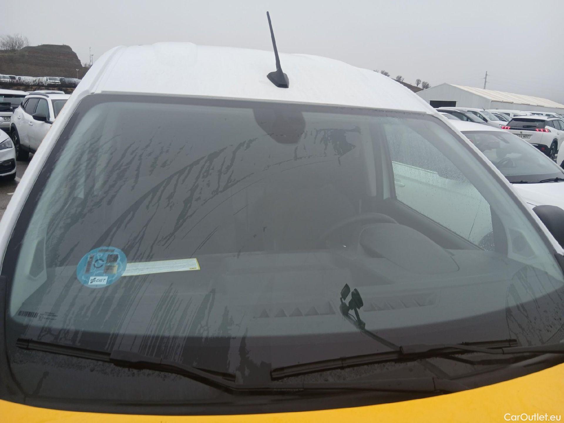  Renault  EXPRESS RENAULT  / 2021 / 4P / furgón derivado de turismo Confort 1.5 Blue dCi 70 kW (95 cv) #17