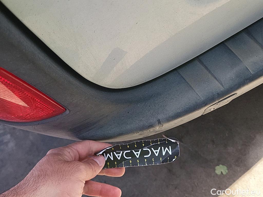  Renault  Kangoo RENAULT  Furgón/2013/4P/furgón derivado de turismo Maxi 2p Blue dCi 70 kW (95CV) #22