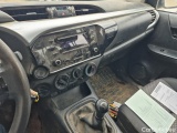  Toyota  Hilux TOYOTA  / 2020 / 4P / pickup 2.4 D-4D Cabina Doble GX #13
