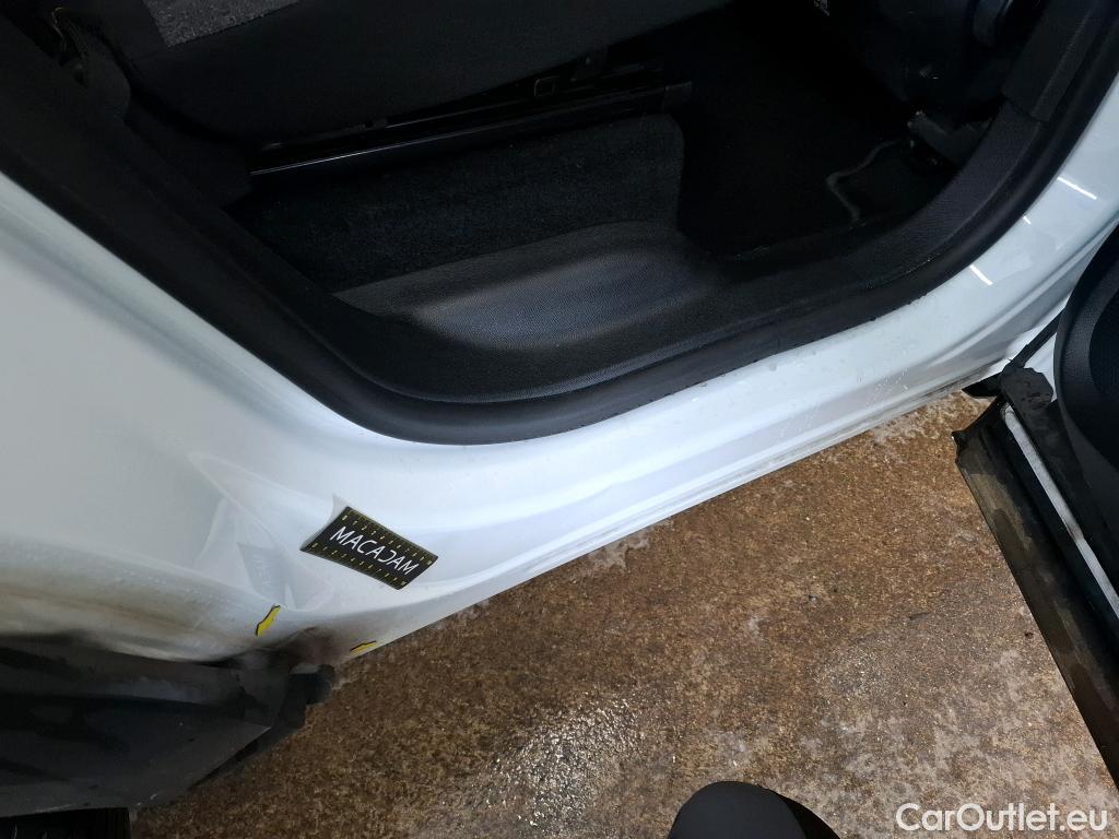  Citroen  C5  Aircross Live 1.5 BlueHDi 130CV BVM6 E6d #1