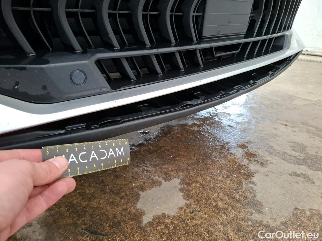  Citroen  C5 CITROEN  Aircross / 2022 / 5P / SUV PureTech 130 S&S EAT8 Shine #21