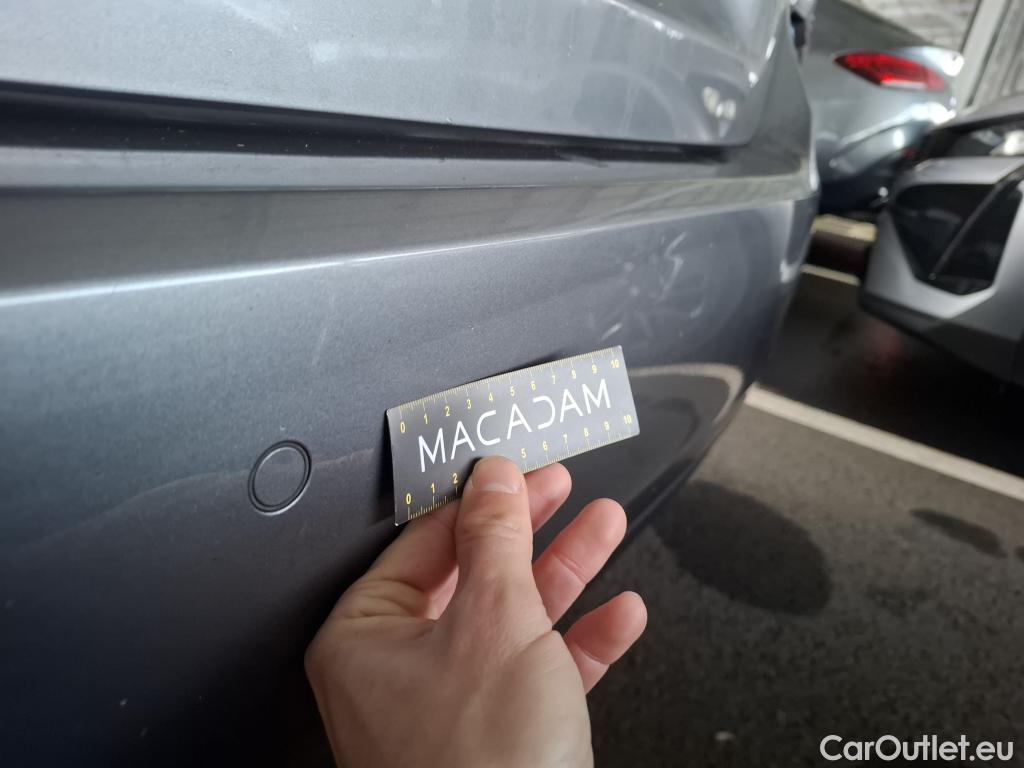  Mercedes  A-Klasse MERCEDES-BENZ Classe A Compact / 2018 / 5P / Berline A 200 d Business Line 8G-DCT #4