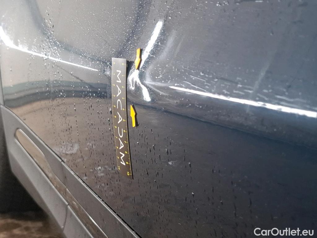  Mercedes  GLA MERCEDES-BENZ  / 2020 / 5P / SUV 1.3  250 e AMG LINE DCT #42