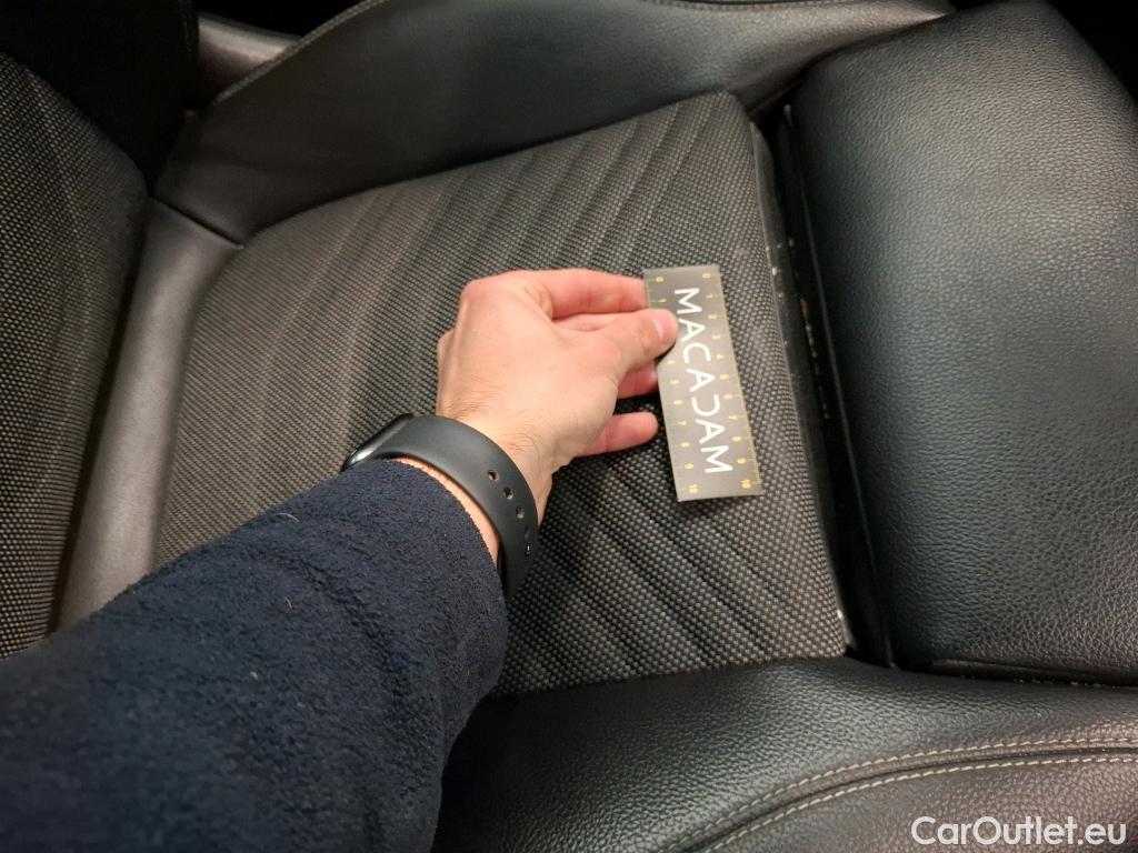  Mercedes  A-Klasse MERCEDES-BENZ Classe A Compact / 2018 / 5P / Berline A 200 d Business Line 8G-DCT #34