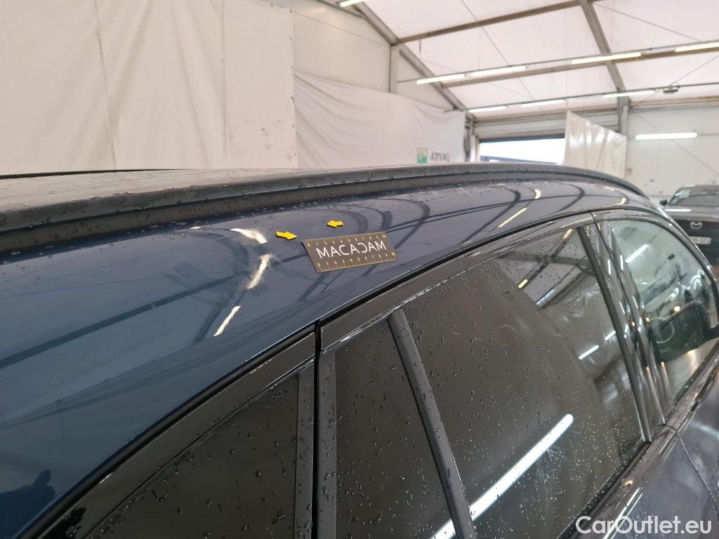  Mercedes  GLA MERCEDES-BENZ  / 2020 / 5P / SUV 1.3  250 e AMG LINE DCT #43