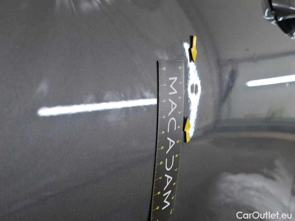  Mercedes  A-Klasse MERCEDES-BENZ Classe A Compact / 2018 / 5P / Berline A 200 d Business Line 8G-DCT #39