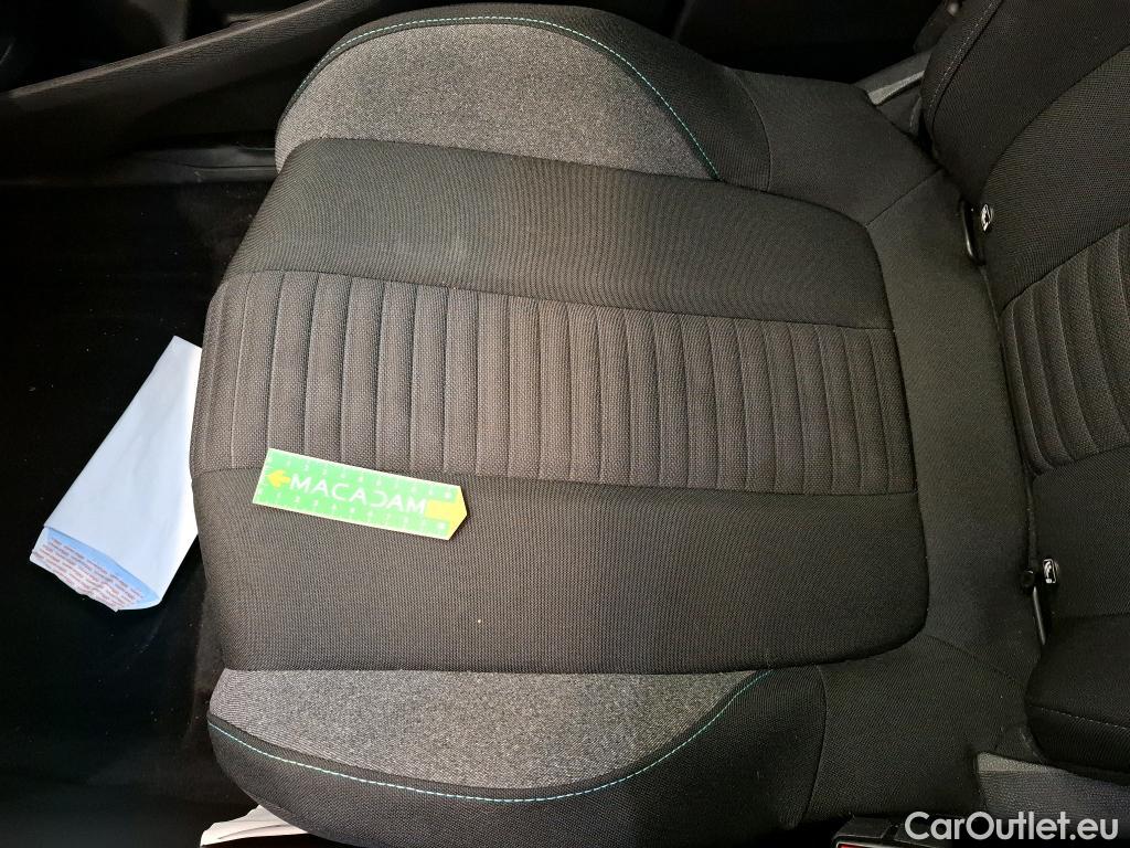  Peugeot  3008  II Active Pack 1.2 PureTech 130CV BVA8 E6d #20