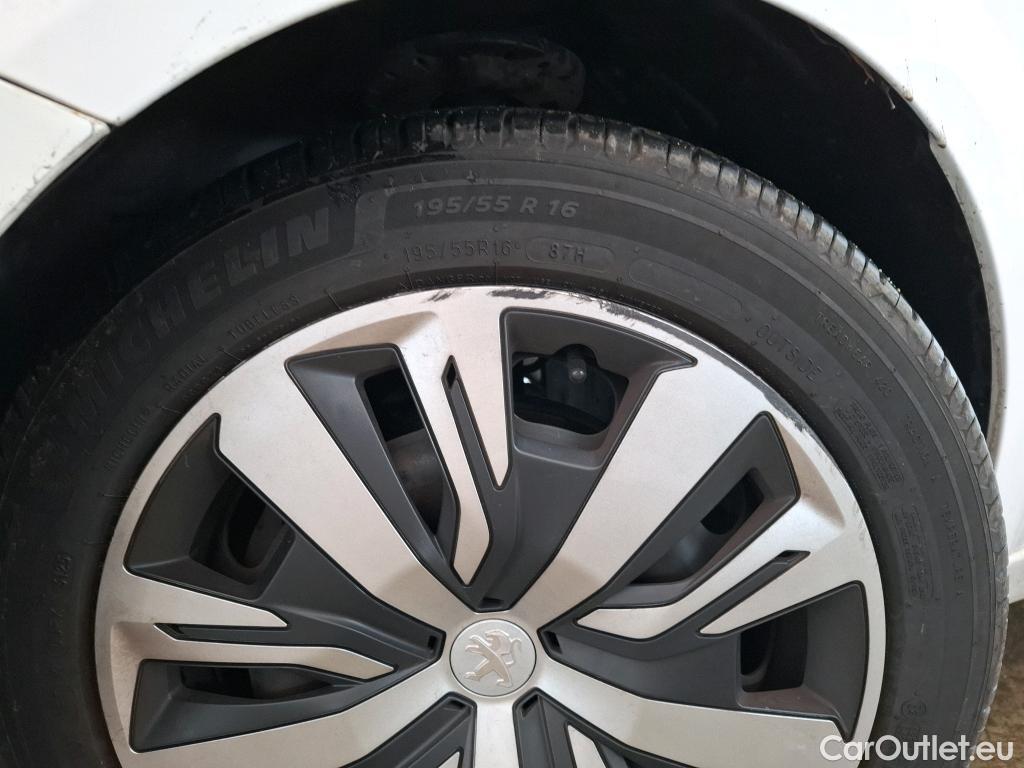  Peugeot  208  Active 1.5 HDi 100CV BVM6 E6dT #13