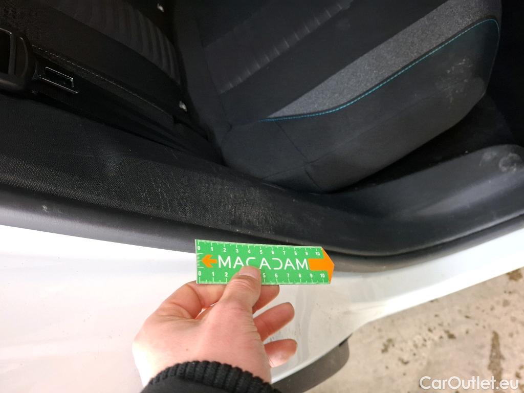  Peugeot  3008  II Active Pack 1.2 PureTech 130CV BVA8 E6d #8