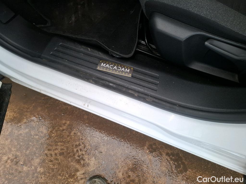  Peugeot  2008  Active Business 1.2 PureTech 100CV BVM6 E6d #4