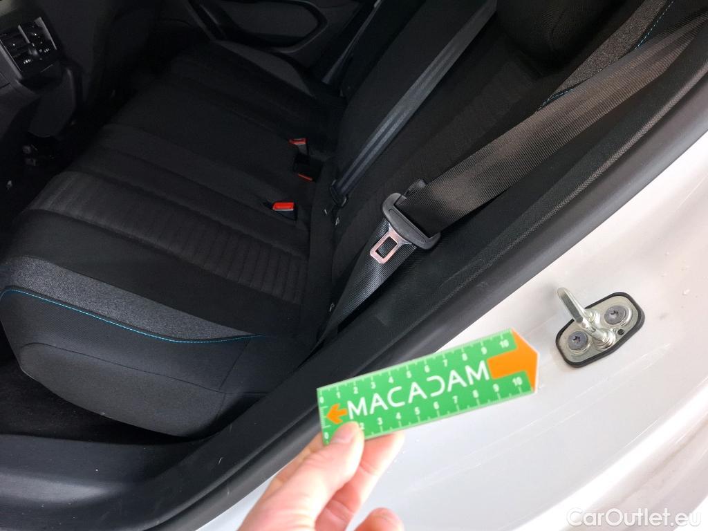  Peugeot  3008  II Active Pack 1.2 PureTech 130CV BVA8 E6d #6