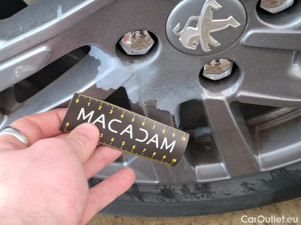  Peugeot  208  Active Business 1.5 HDi 100CV BVM6 E6d #18