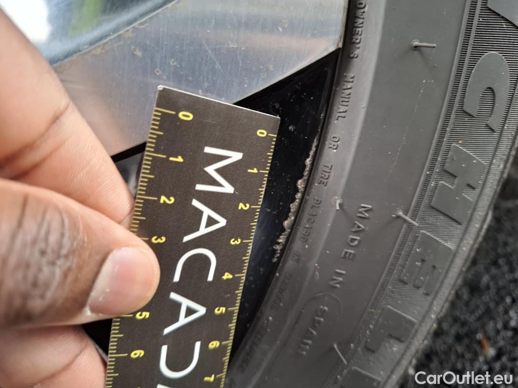  Renault  Arkana RENAULT  / 2021 / 5P / SUV Intens TCe 140 EDC -21B #16