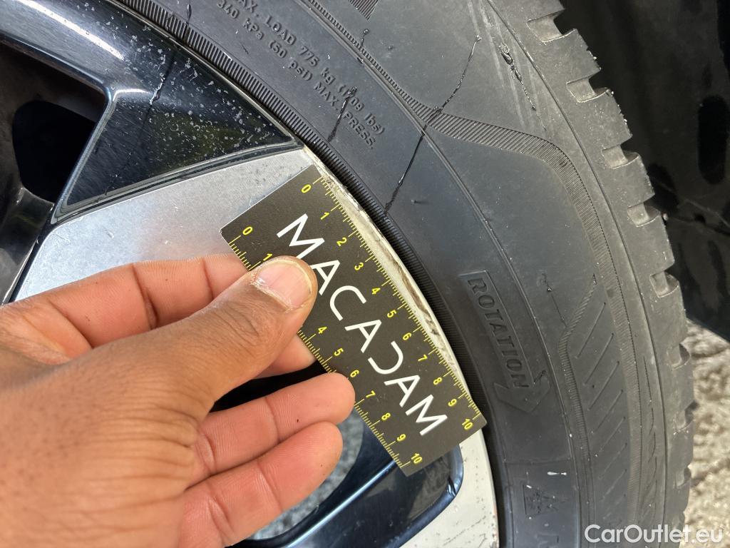  Renault  Arkana RENAULT  / 2021 / 5P / SUV Intens TCe 140 EDC -21B #9