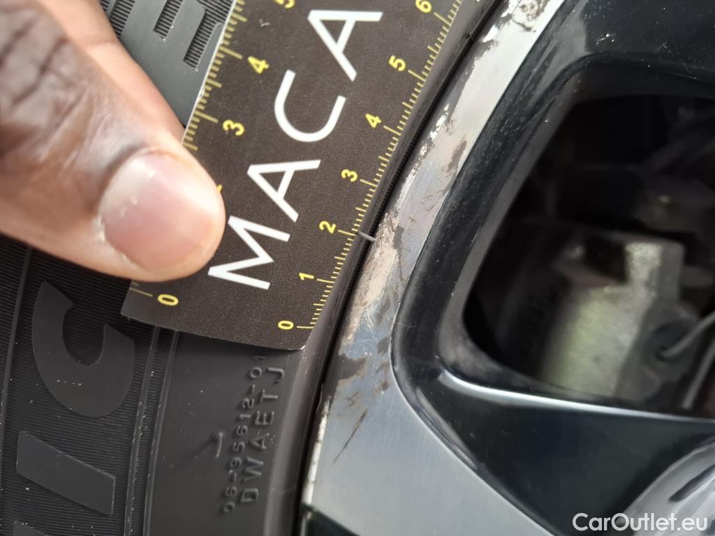  Renault  Arkana RENAULT  / 2021 / 5P / SUV Intens TCe 140 EDC -21B #17