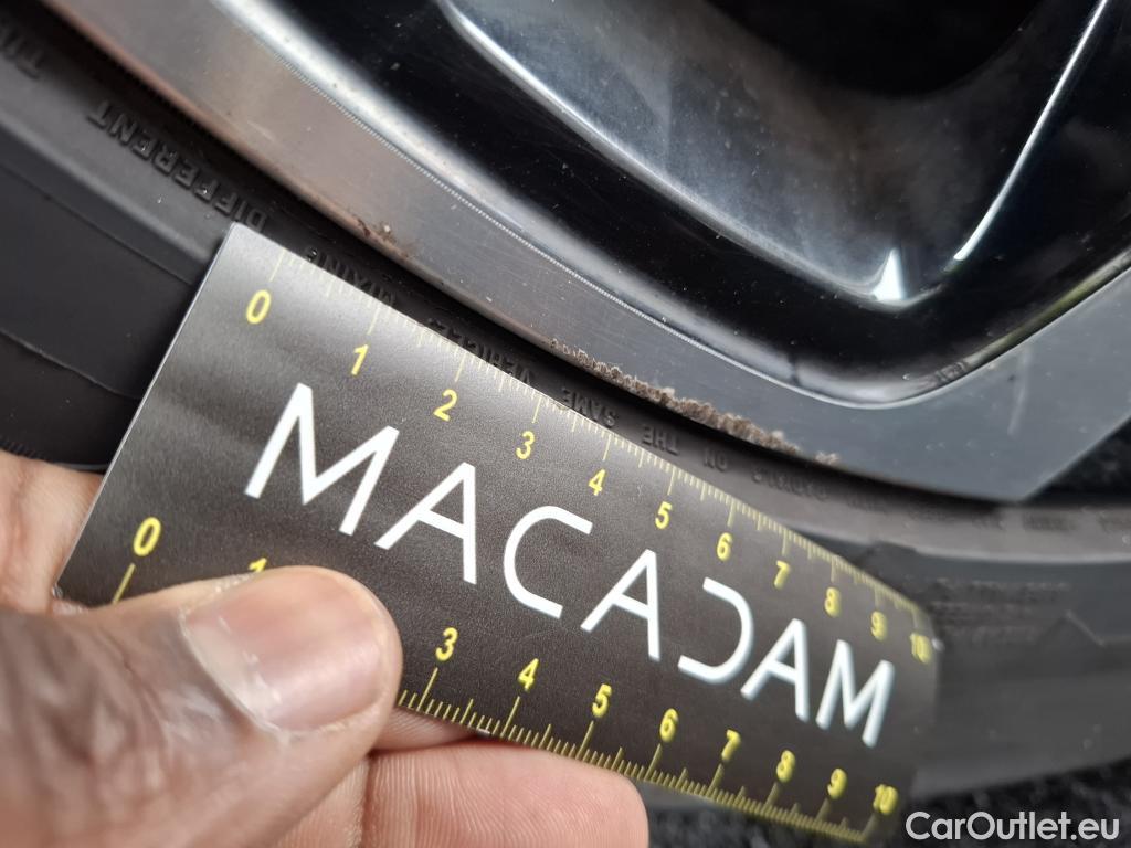  Renault  Arkana RENAULT  / 2021 / 5P / SUV Intens TCe 140 EDC -21B #18