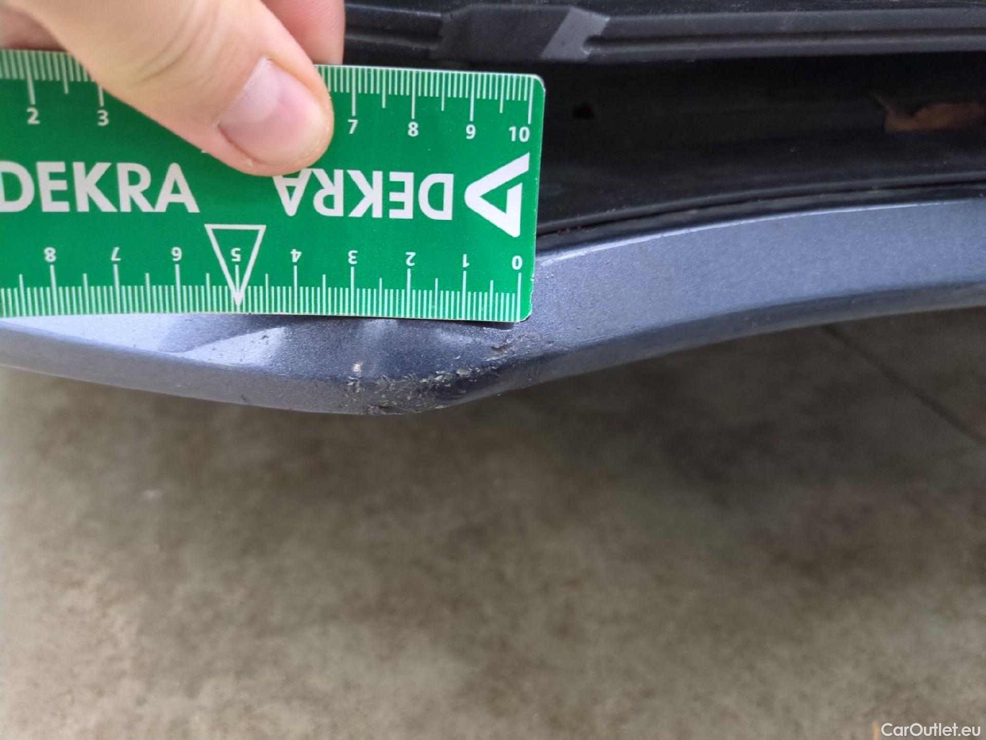  Renault  Megane  IV Estate Business 1.5 dCi 115CV BVA7 E6d #32