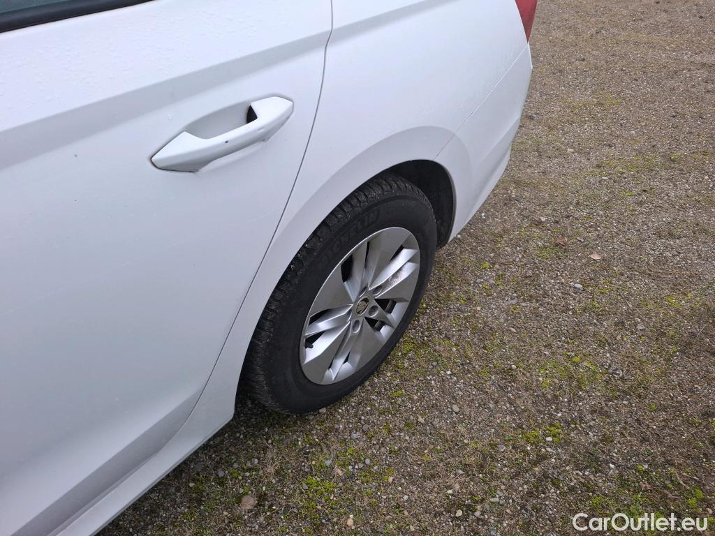  Skoda  Octavia  Berline Business 2.0 TDI 115CV BVM6 E6d #17