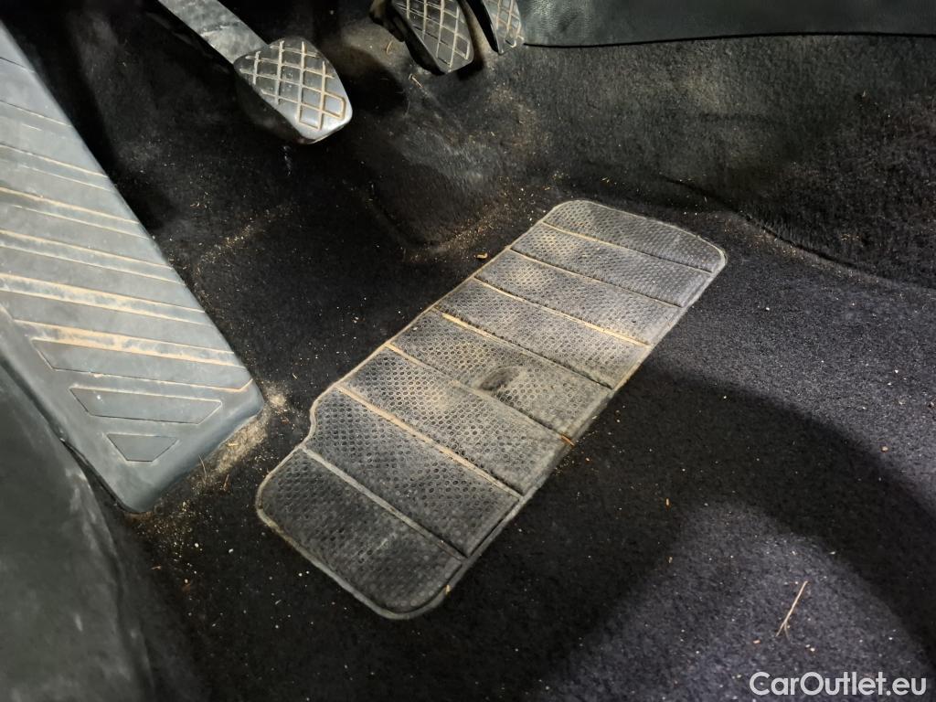  Volkswagen  Golf  VOLKSWAGEN / 2020 / 5P / Berline 1.0 TSI OPF 110 BVM6 Life Busi 1st #43