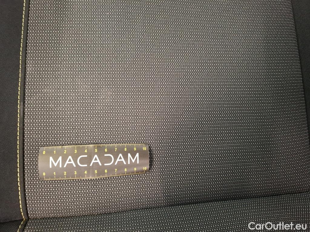  Citroen  C3  Société Feel 1.5 BlueHDI 100CV BVM6 E6dT #4