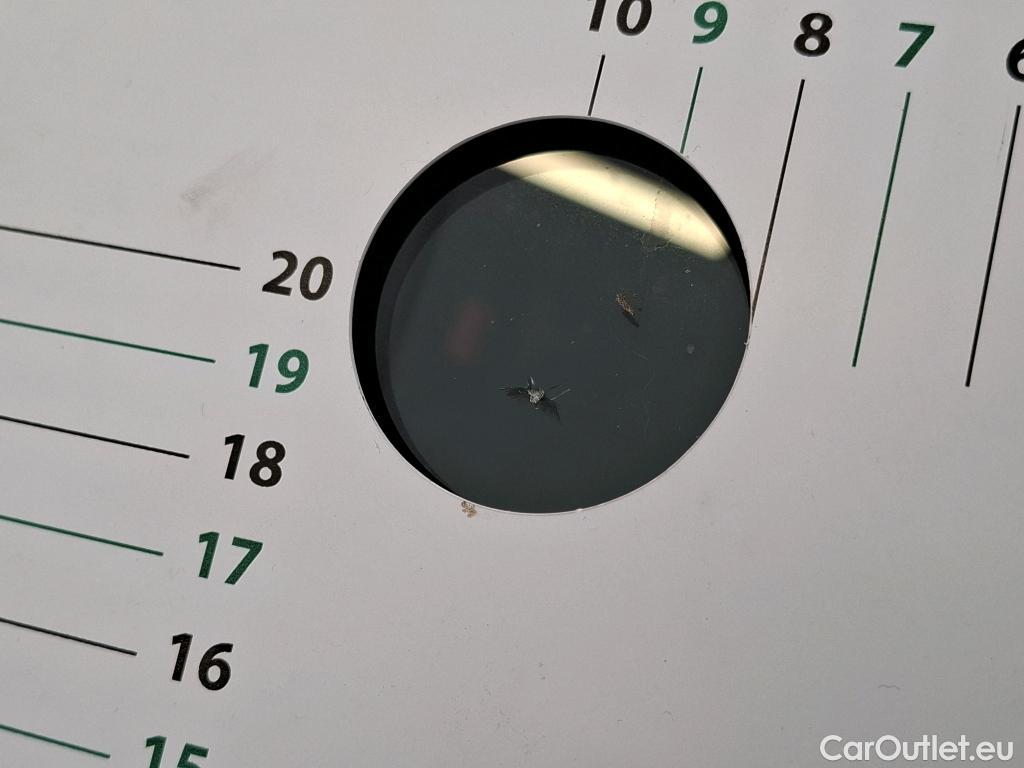  Volkswagen  Tiguan VOLKSWAGEN  / 2020 / 5P / SUV 2.0 TDI 150 DSG7 Elegance #2