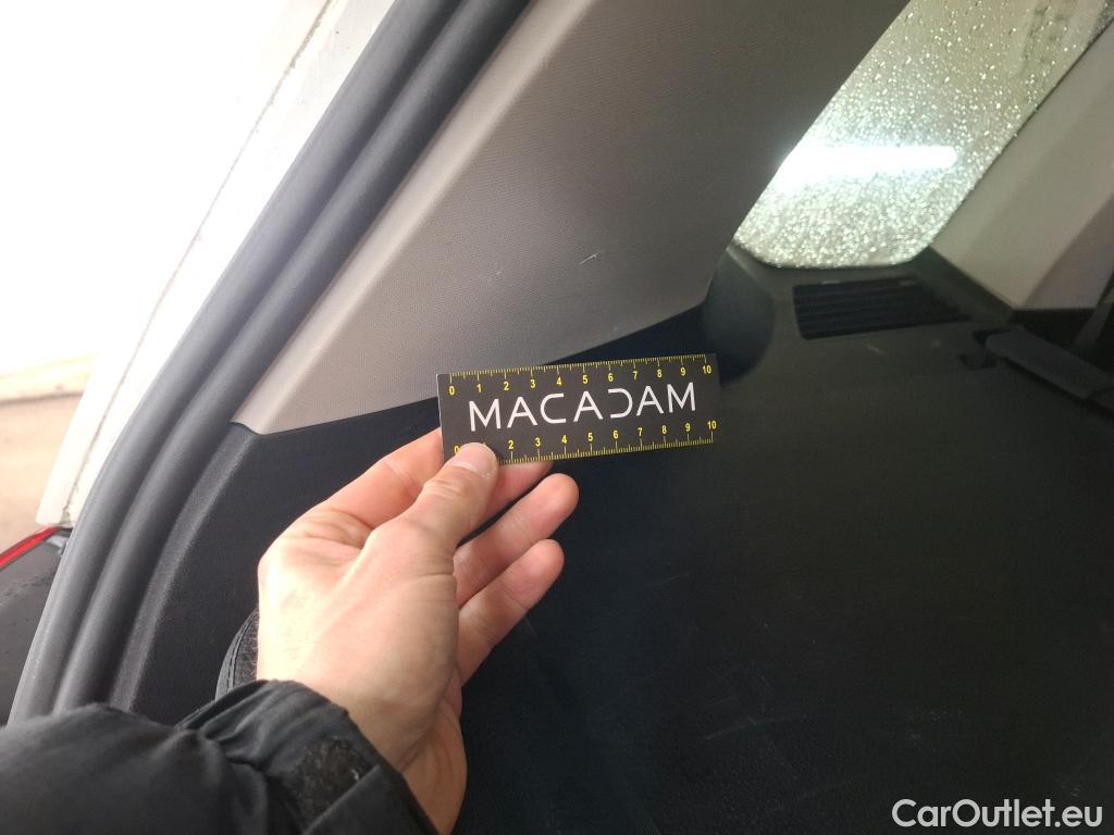  Volkswagen  Touran  United Start-Stop 2.0 TDI 150CV BVA7 E6dT #31