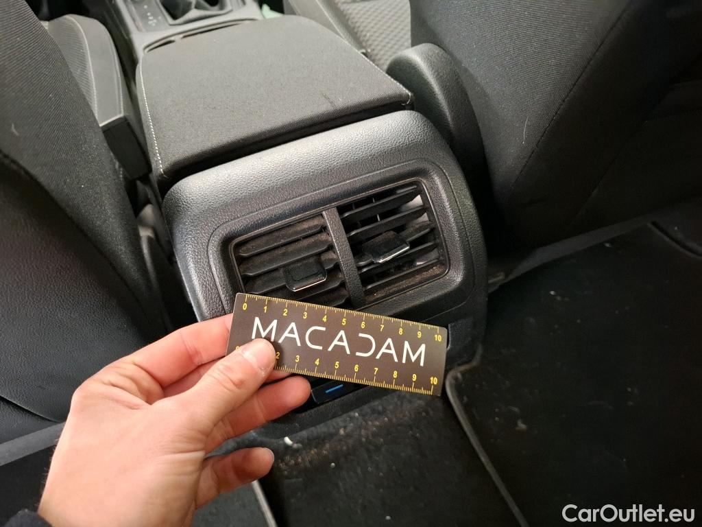  Volkswagen  Touran  Confortline Business BMT/Start-Stop 1.6 TDI 115CV BVA7 E6dT #3