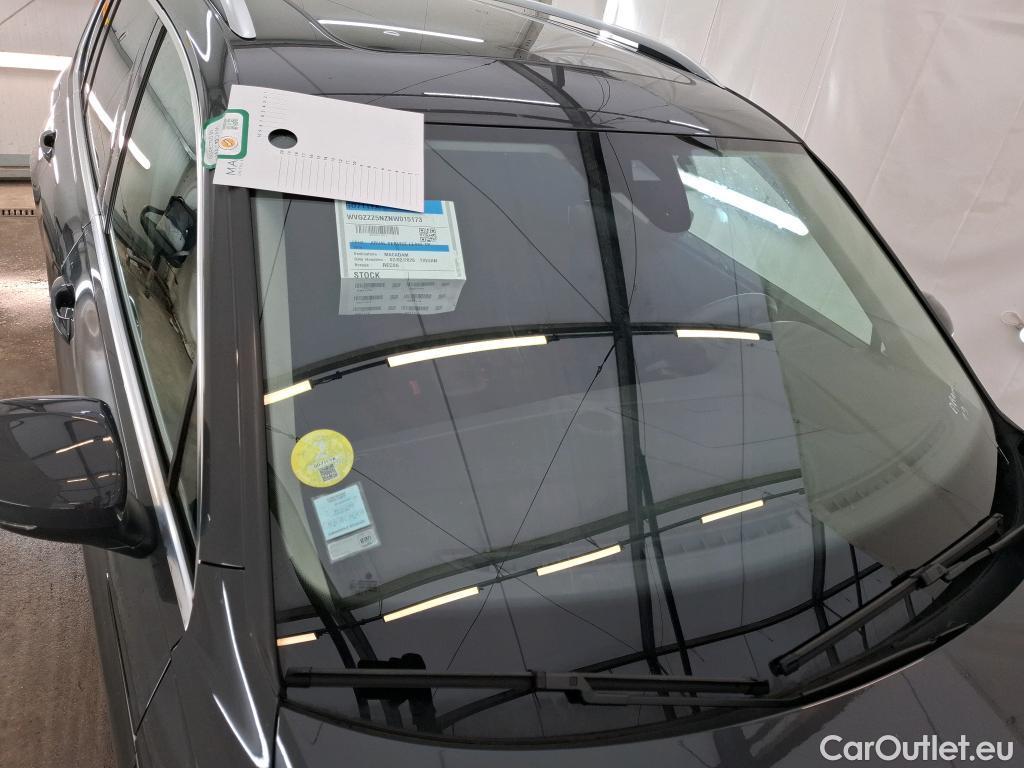  Volkswagen  Tiguan VOLKSWAGEN  / 2020 / 5P / SUV 2.0 TDI 150 DSG7 Elegance #7