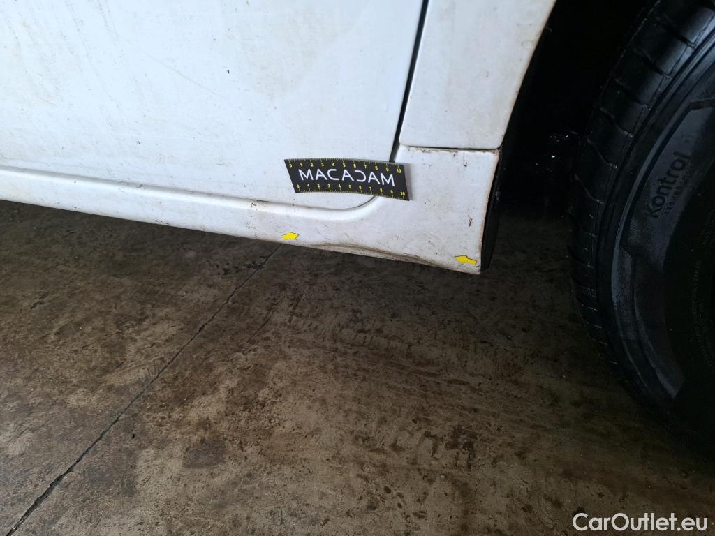  Citroen  Berlingo  Fourgon Confort L1 (Court) 1.6 BlueHDi 100CV BVM5 E6 #12